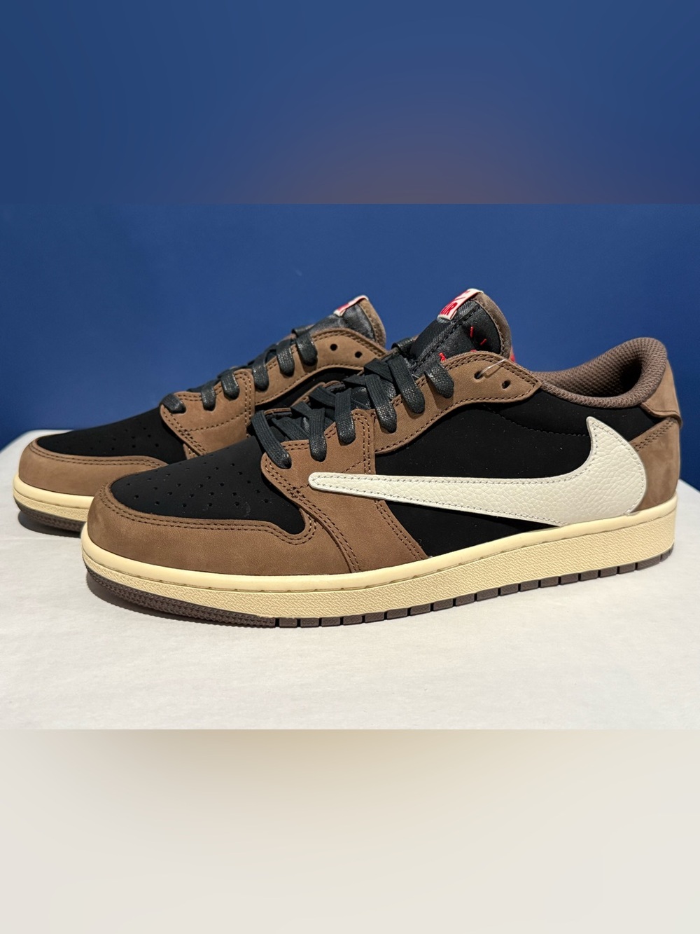 NEW Men’s 9.5 Travis Scott x Air Jordan 1 Low OG SP "Dark Mocha"